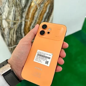 HONOR 600