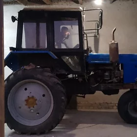 MTZ T-28 2000