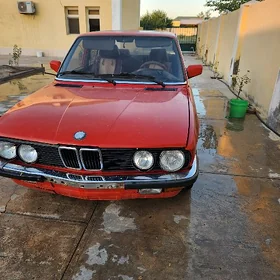 BMW 325 1988