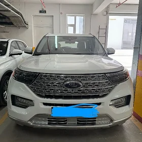 Ford Explorer 2022