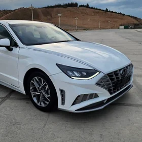Hyundai Sonata 2022