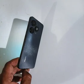 Tecno spark go