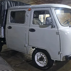 UAZ Profi 2008
