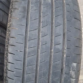 235 45 18 bridgestone pokryska