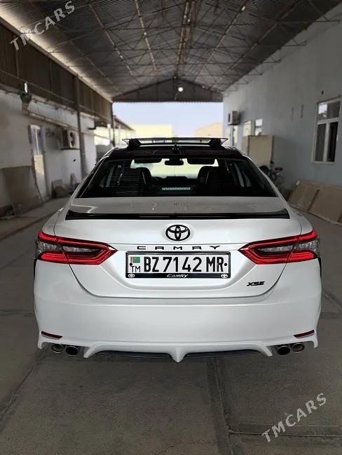 Toyota Camry 2022 - 1
