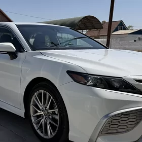 Toyota Camry 2022