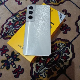 realme C65