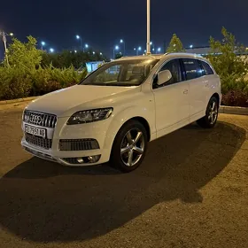 Audi Q7 2012