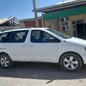 Toyota Sienna 1998