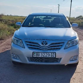 Toyota Camry 2010