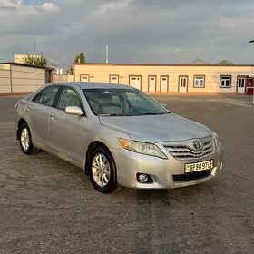 Toyota Camry 2010