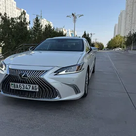 Lexus ES 350 2021