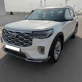 Ford Explorer 2025