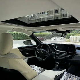 Lexus ES 350 2022