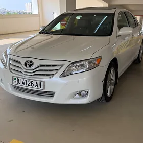 Toyota Camry 2011
