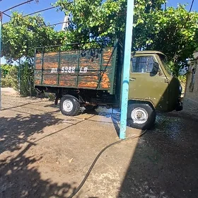 UAZ 452 1984