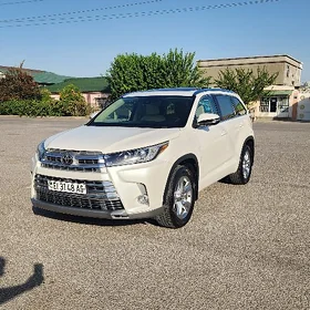 Toyota Highlander 2017