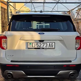 Ford Explorer 2023