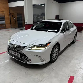 Lexus ES 350 2020