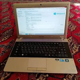 Noutbuk samsung i3