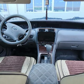 Toyota Avalon 2003