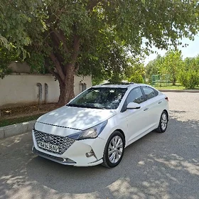 Hyundai Accent 2021
