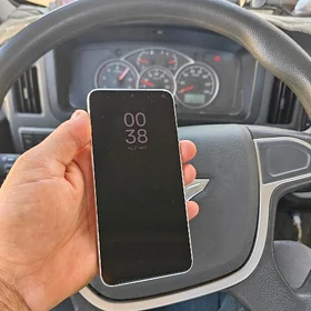 Samsung s22 8/256