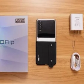 infinix zero flip512gb