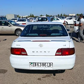 Toyota Camry 1996
