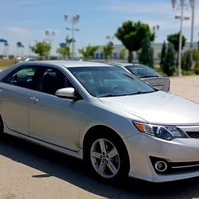 Toyota Camry 2013