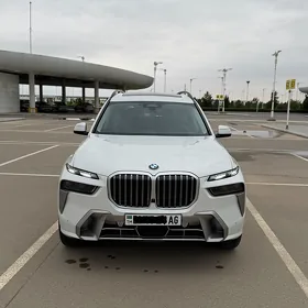 BMW X7 2023