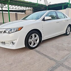 Toyota Camry 2011
