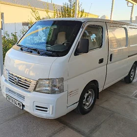 Nissan Urvan 2003