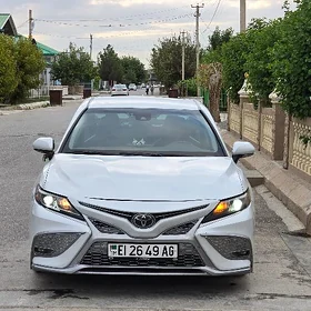 Toyota Camry 2022