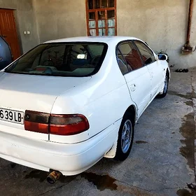 Toyota Corona 1995