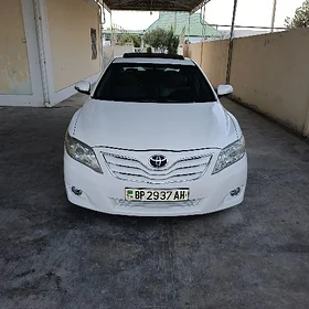 Toyota Camry 2010
