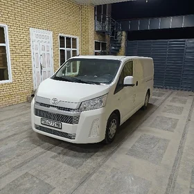 Toyota Hiace 2020