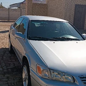 Toyota Camry 2000