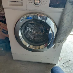 Kir maşyn LG