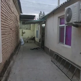 Gypjak 1 komnot howly