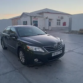 Toyota Camry 2011