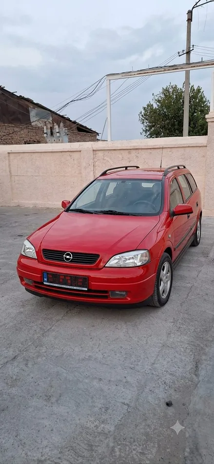 Opel Astra 2000 - 1