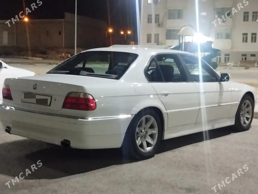 BMW 7 Series 2000 - 1