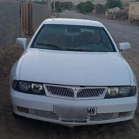 Mitsubishi Diamante 1996