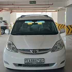 Toyota Sienna 2007