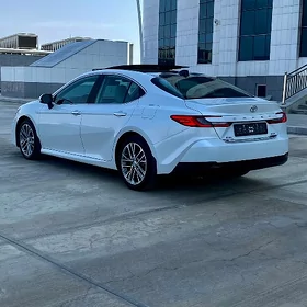 Toyota Camry 2025