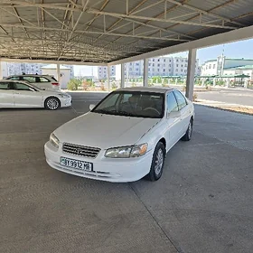 Toyota Camry 2000