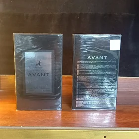 AVANT  (Maison Alhambra)