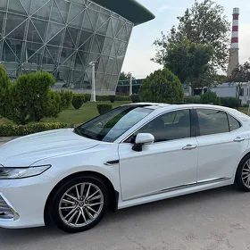 Toyota Camry 2024