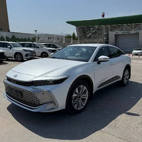 Toyota Crown 2023